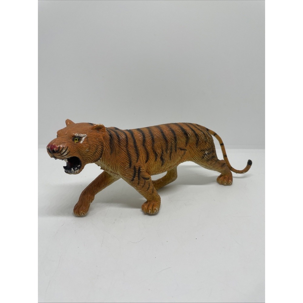 VINTAGE‎ 1987 Plastic Rubber JUNGLE TIGER Toy Figure Figurine (J)